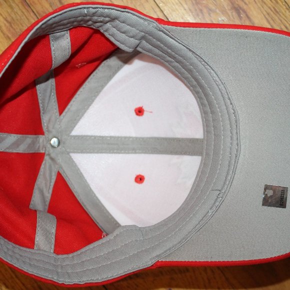 Vintage 90s Nike Team Canada Shirt + Hat - Picture 13 of 15